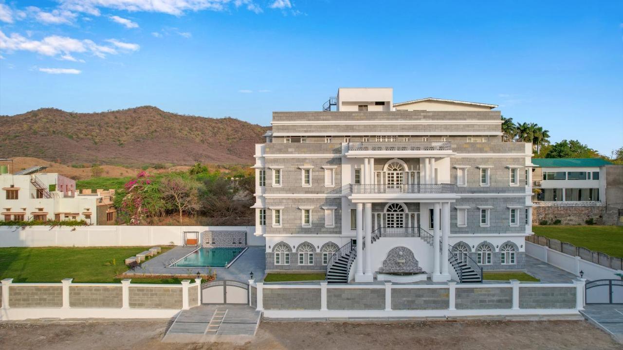 Boheda Manor - Luxury Retreat Hotel Udaipur