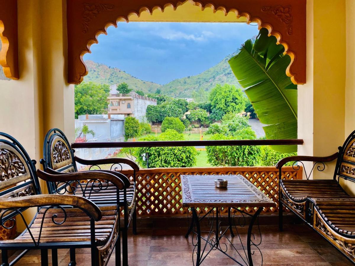 Hotel Aravali Valley 4*