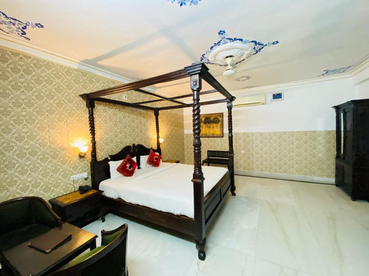 Hill Garden Hotel Udaipur