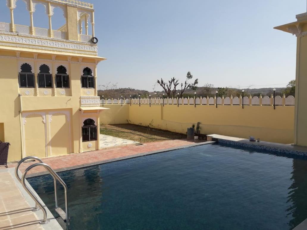 The Takhatgarh Hotel *