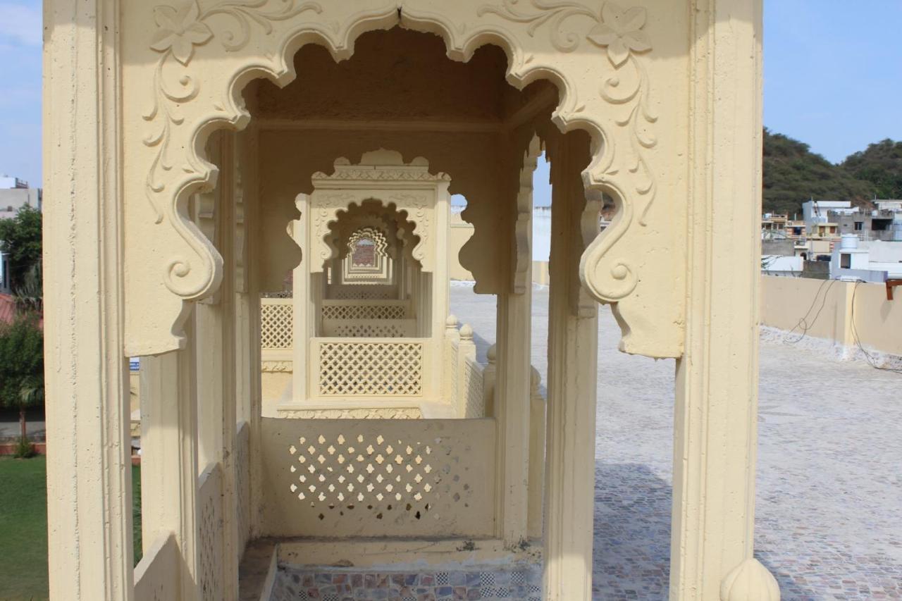 Resort The Kushal Bagh Palace By Calator & Resorts Udaipur