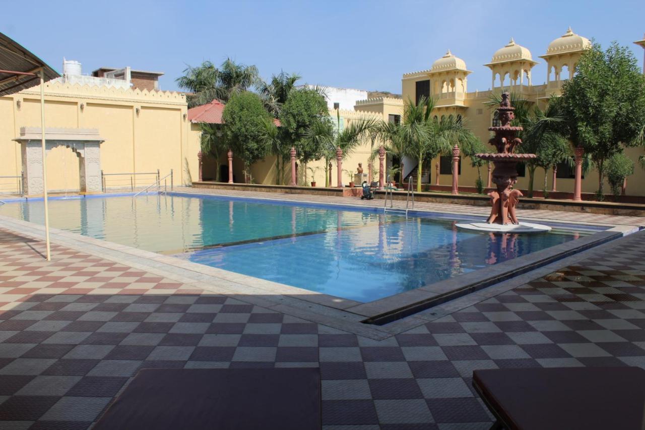 Resort The Kushal Bagh Palace By Calator & Resorts *