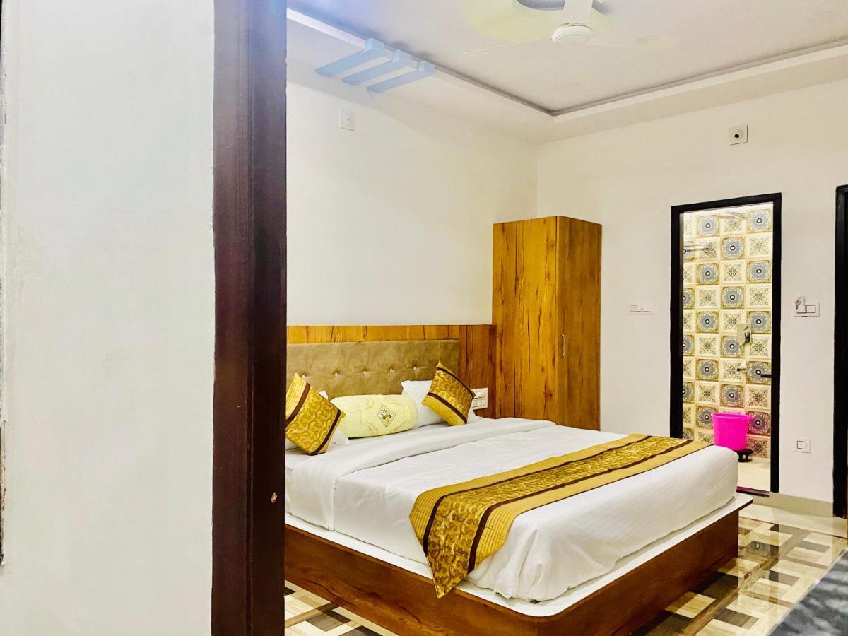 Haveli Balavh With Lake Facing Balcony 3*