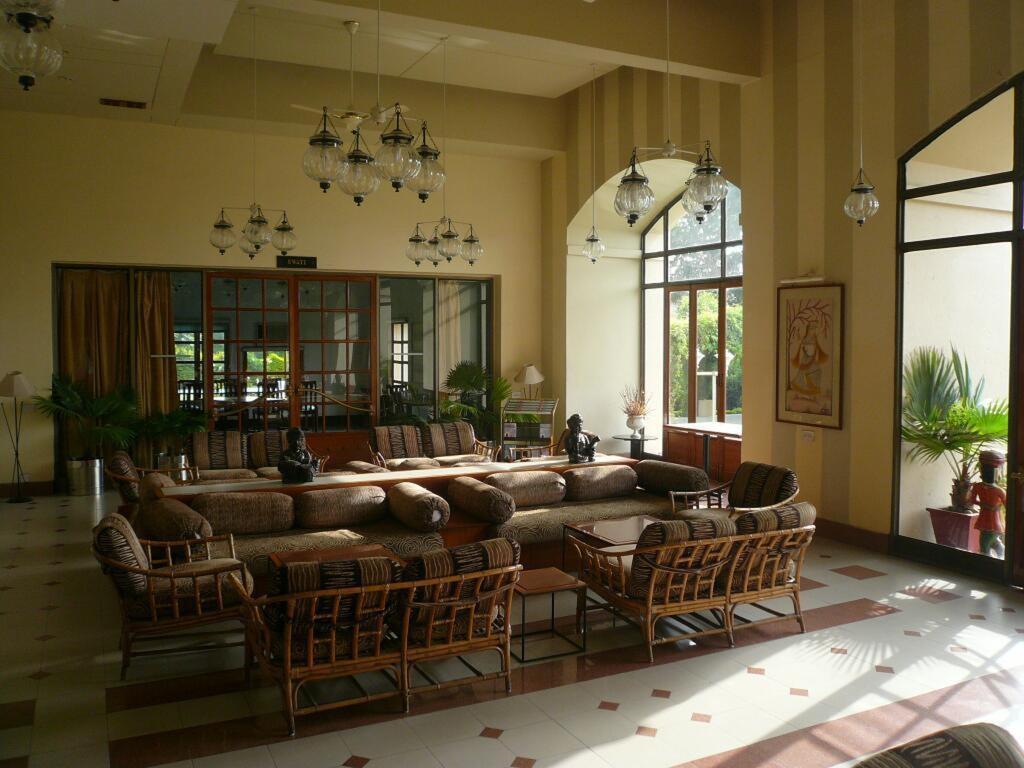 Paras Mahal Hotel 3*
