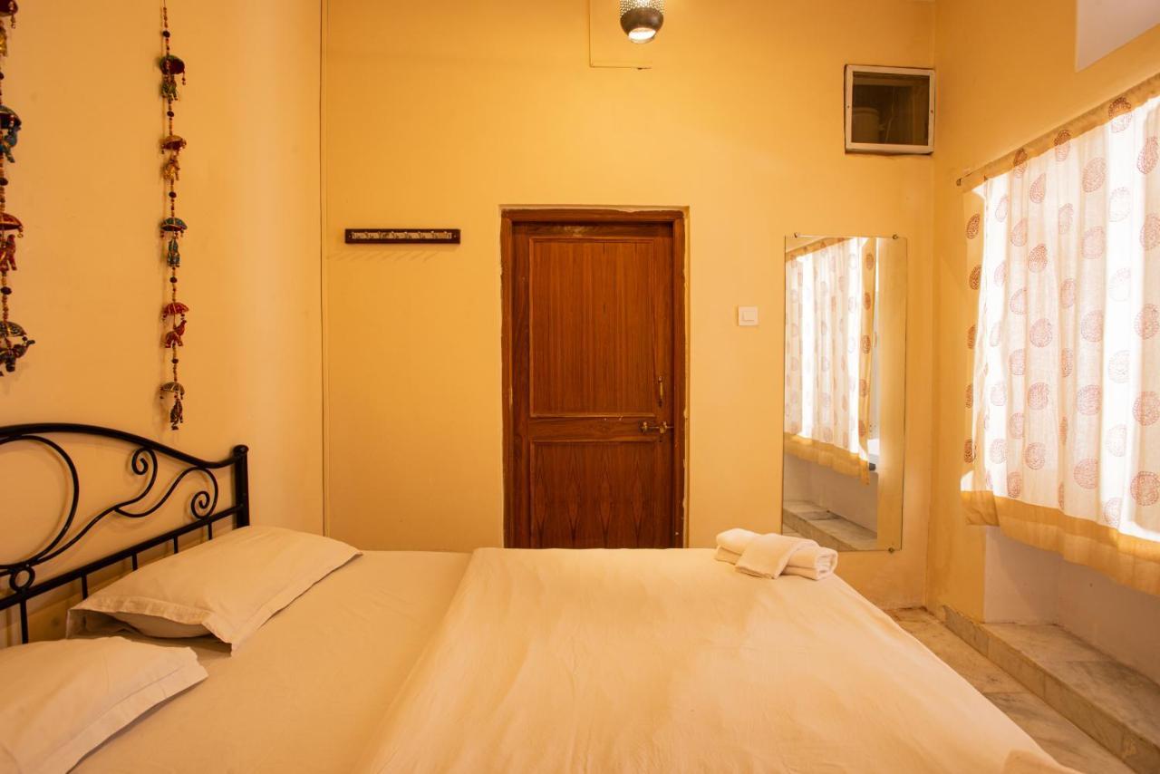 Mantra Hostel