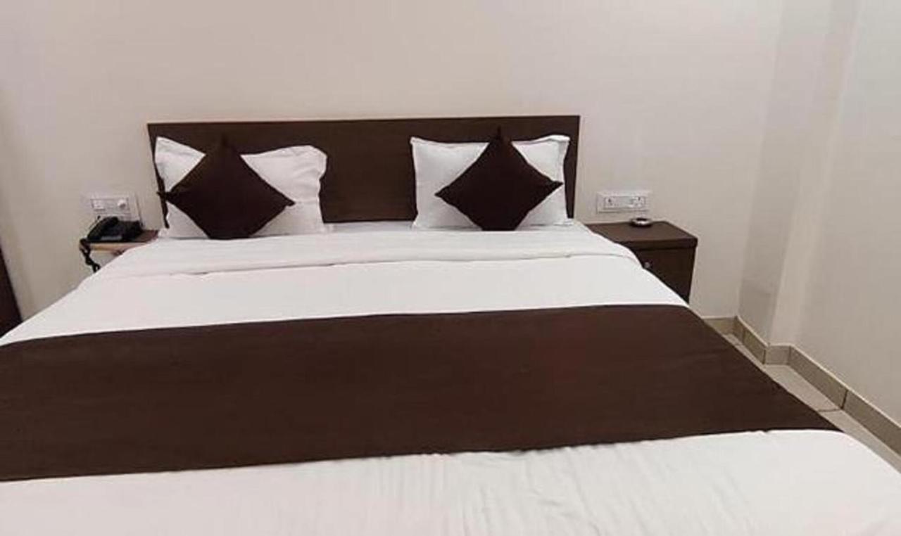 Hotel Golden Rays 2*