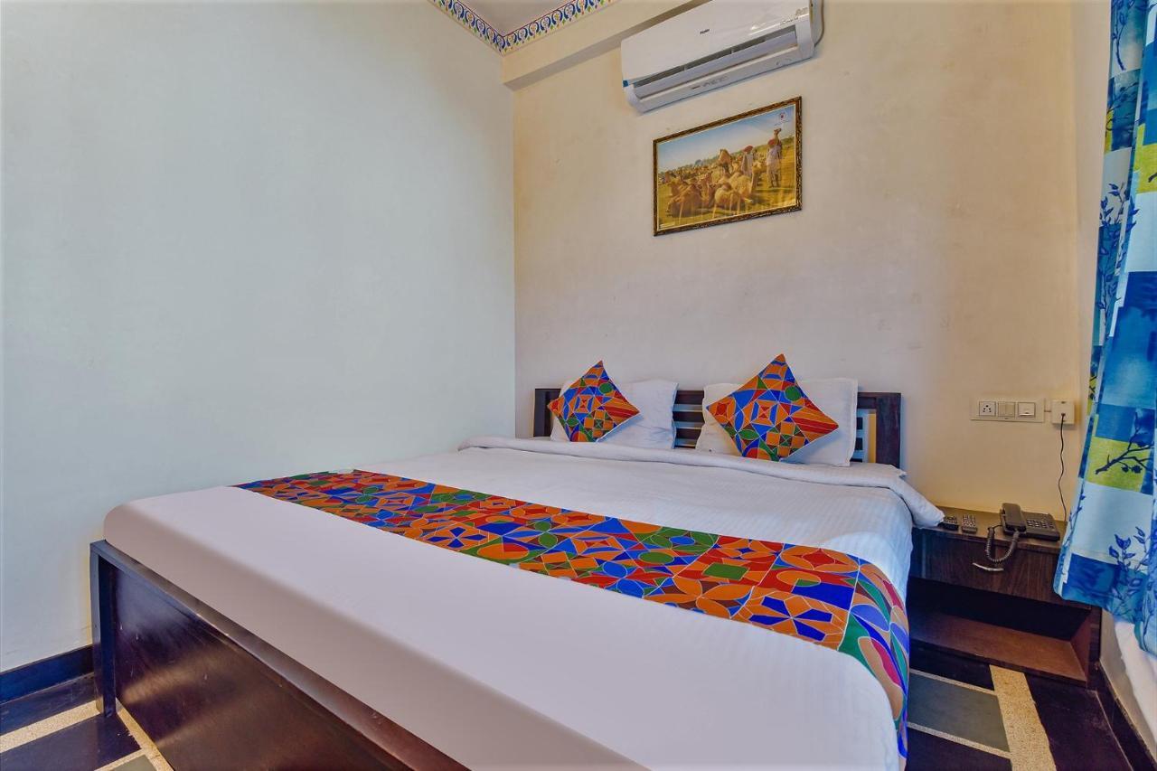 Hotel Fabexpress Achrol Palace