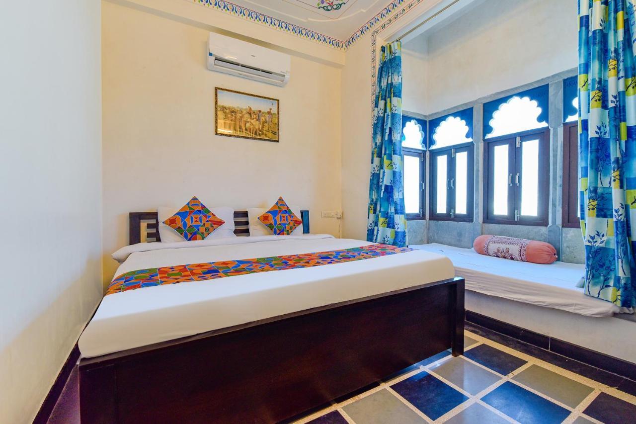 Fabexpress Achrol Palace Hotel 3*