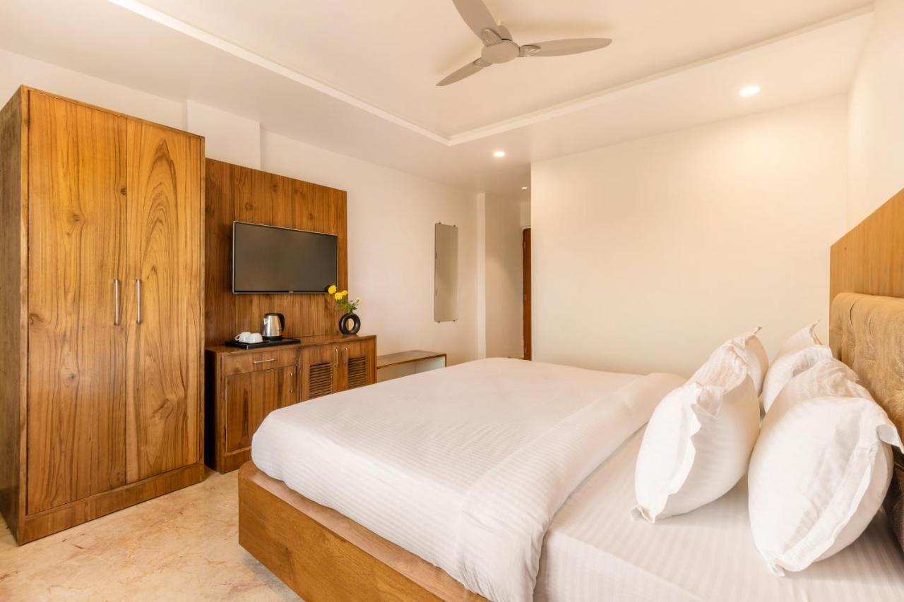 Hotel Seasons- A Boutique