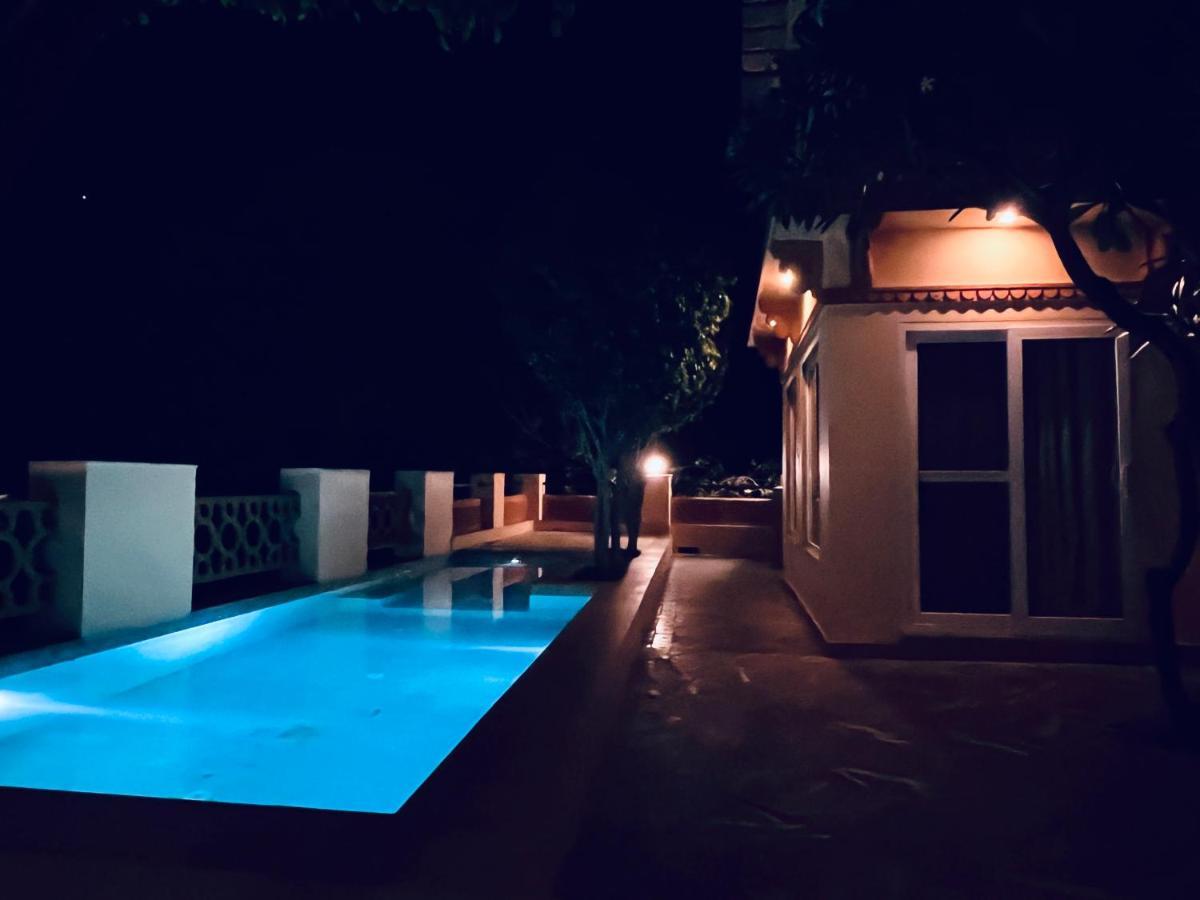 Hotel Aravali Valley 4*