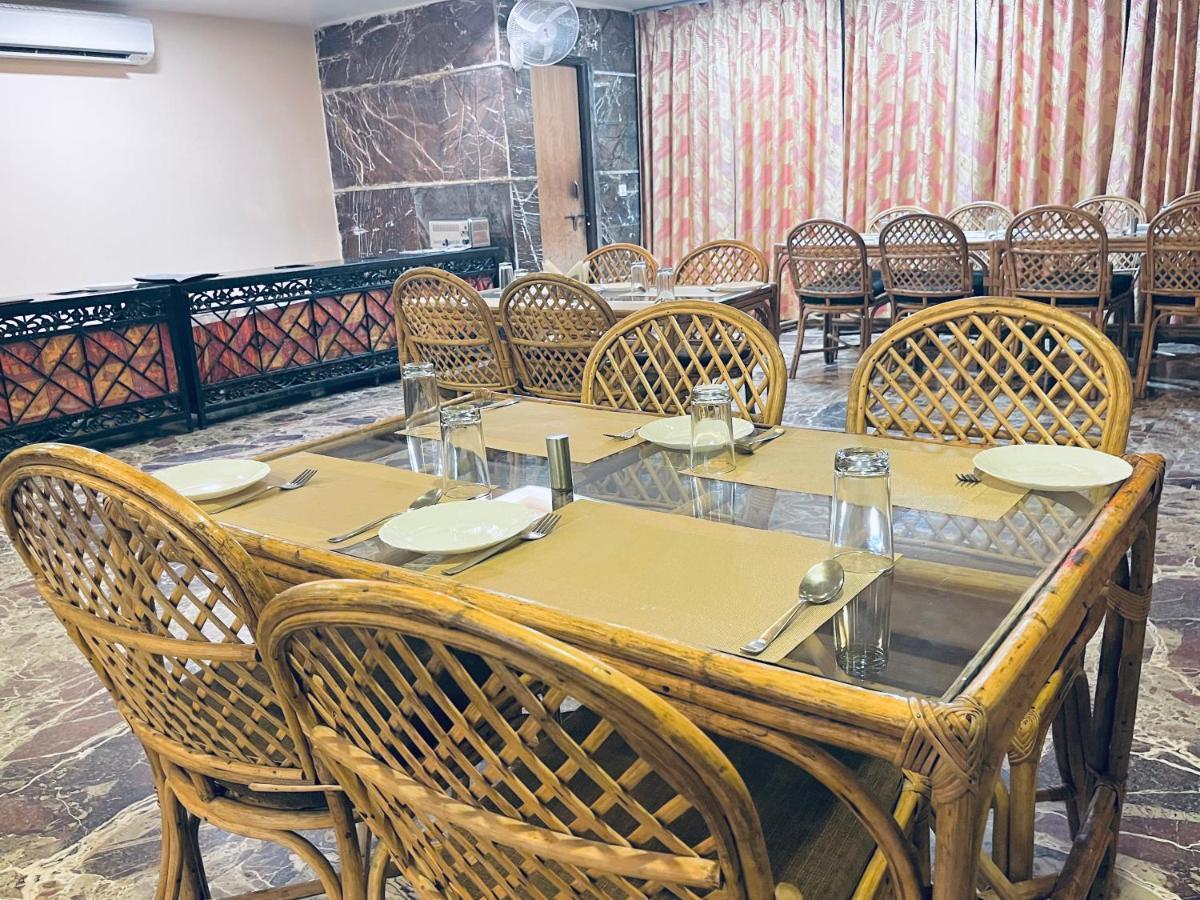 Aravali Valley Hotel