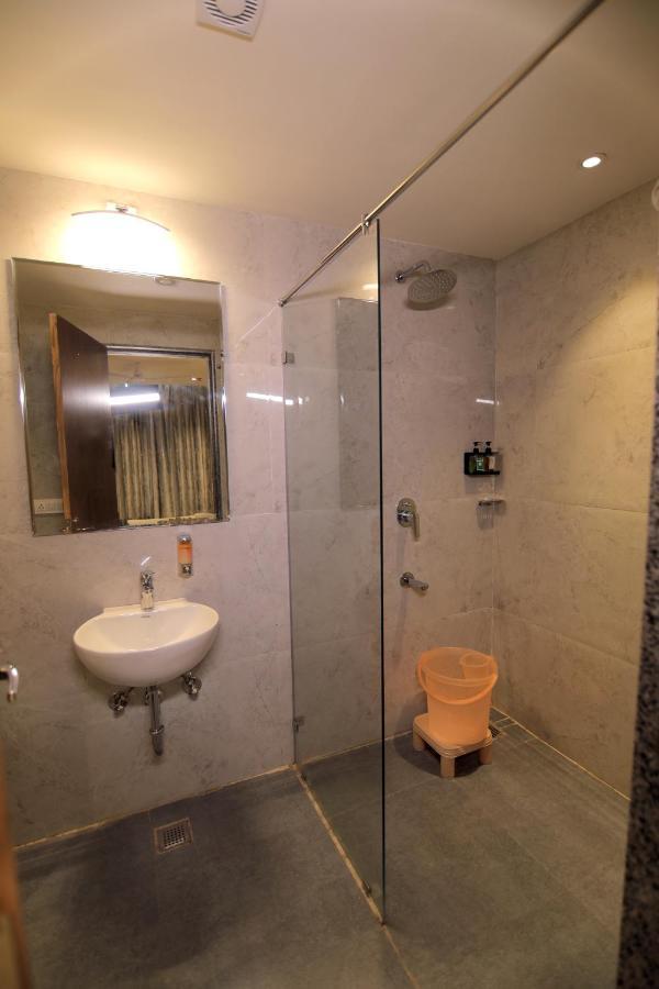 Mumbai House Express Hotel