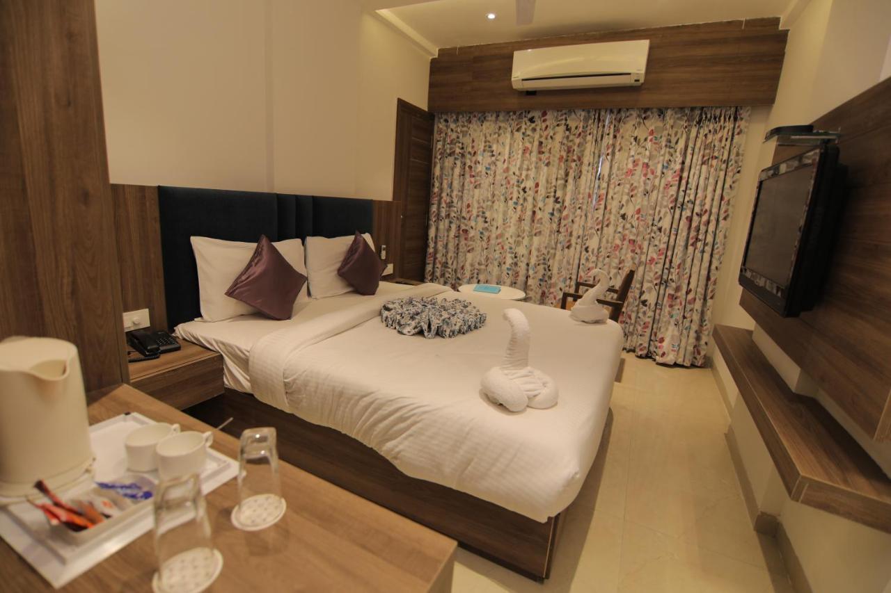 Mumbai House Express 3*