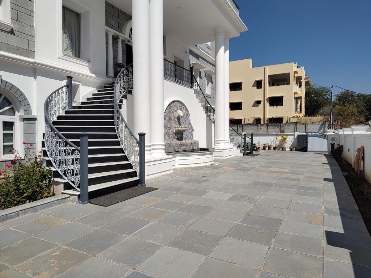 Boheda Manor - Luxury Retreat Hotel