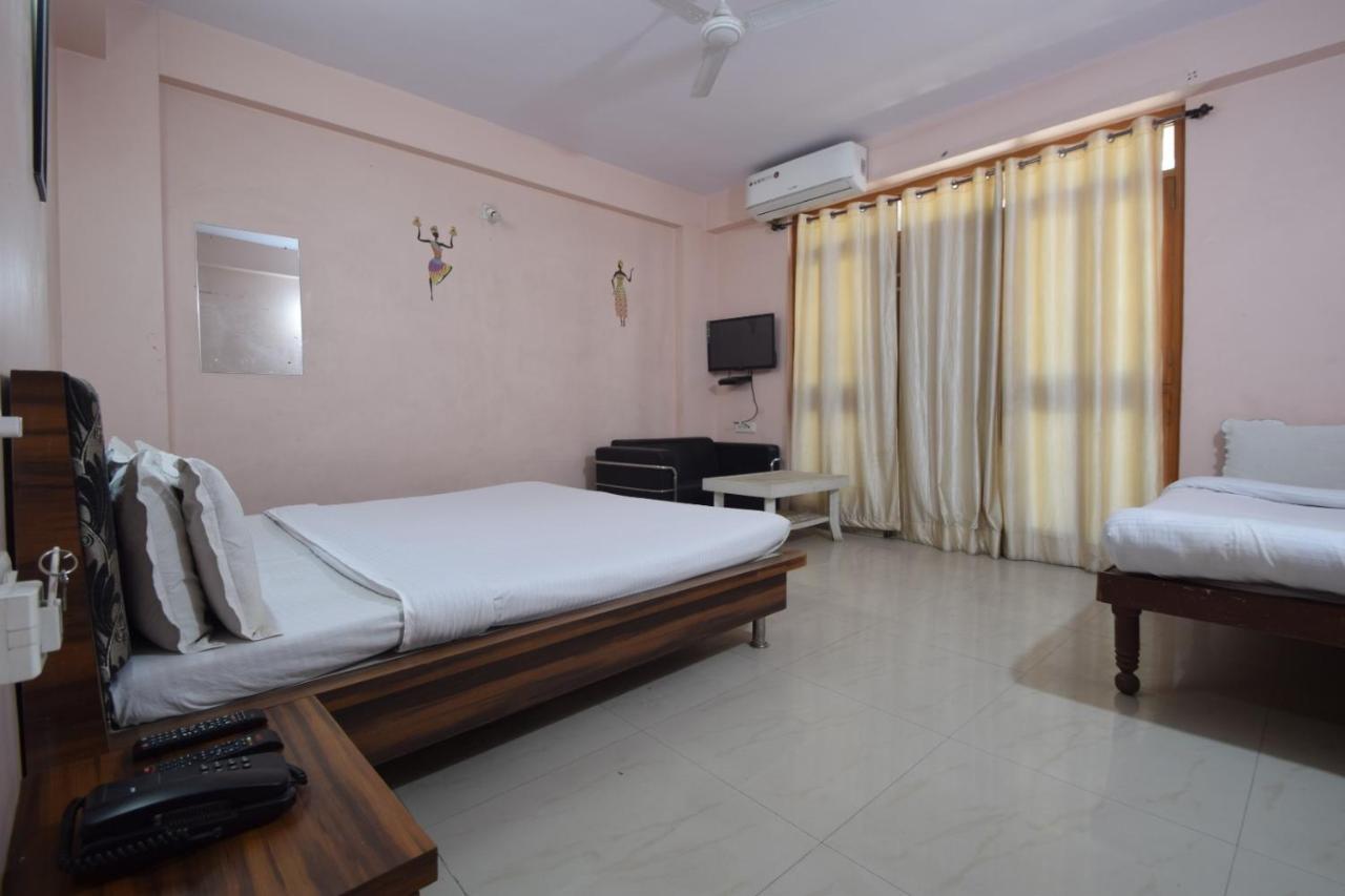 Hotel Shreenath Ji