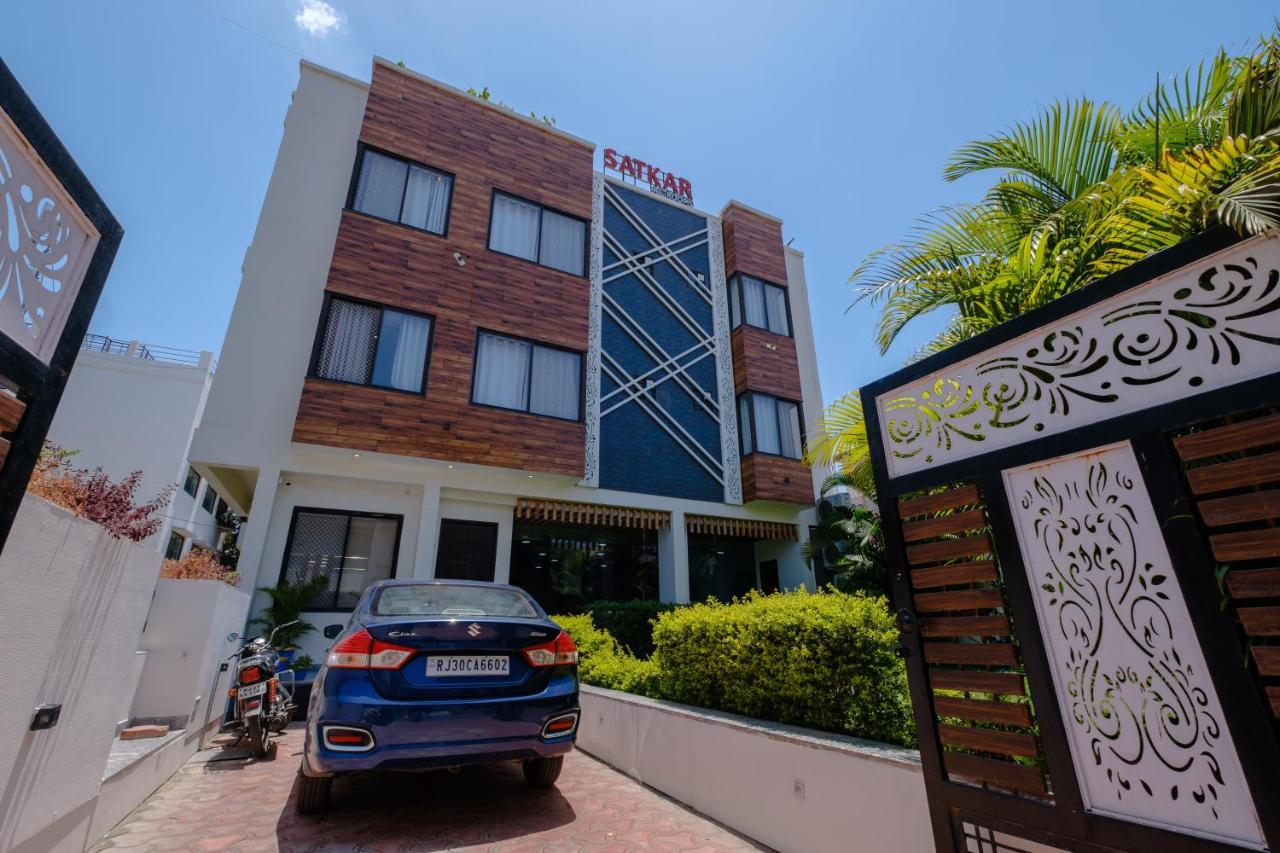 Satkar Retreat - 3*