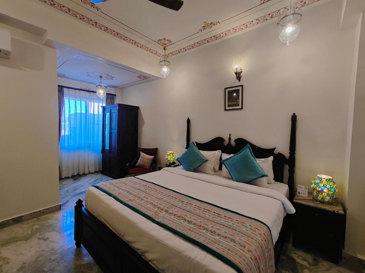 Resort The Amar Mahal By Trulyy