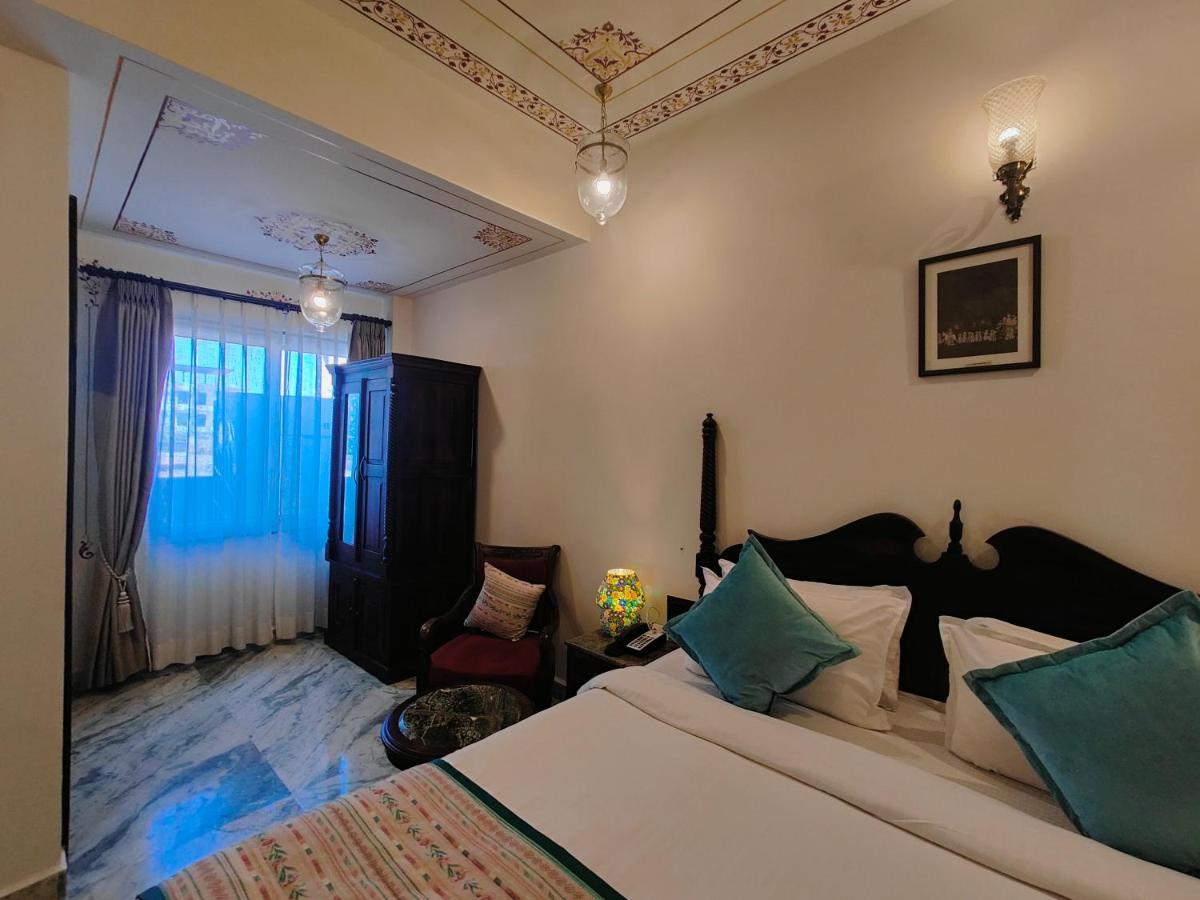 Resort The Amar Mahal By Trulyy