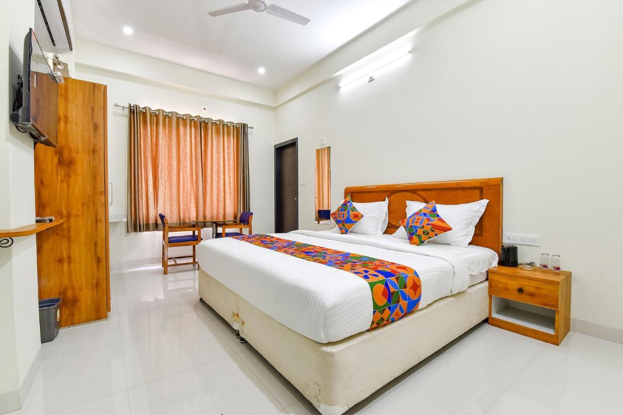 Fabhotel Rainbow Hotel 3*