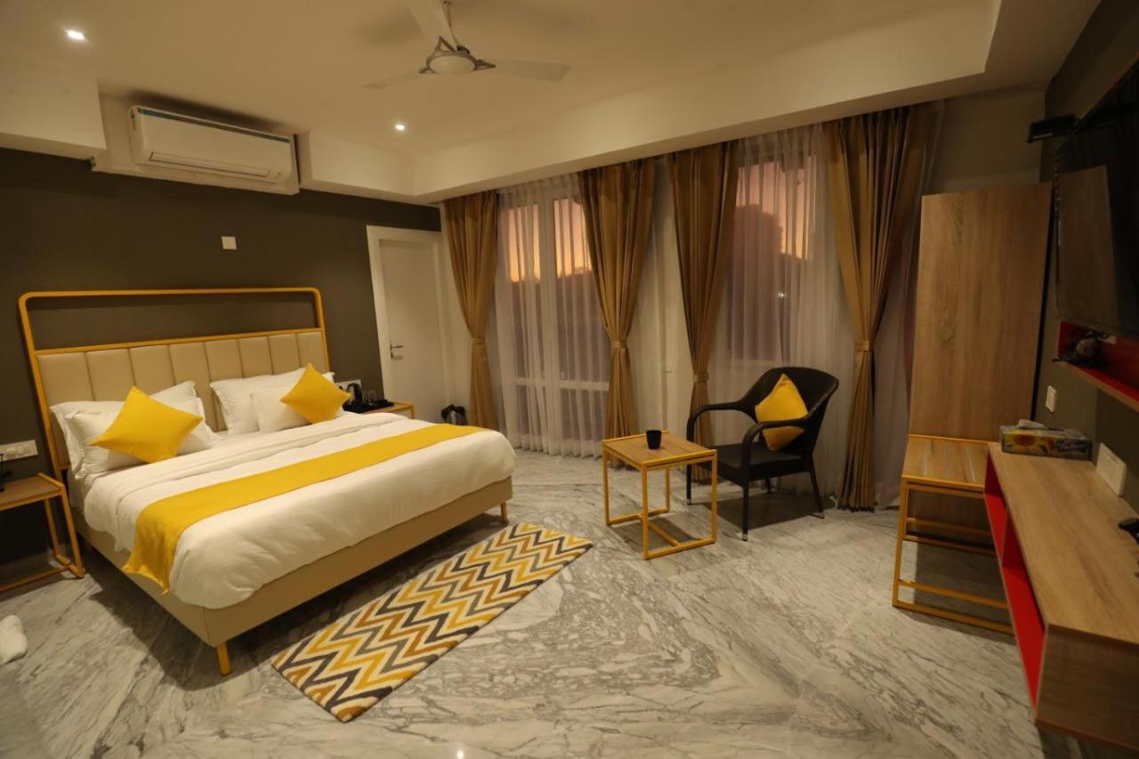 Hotel Phoenix - Unmatched Comfort 3*