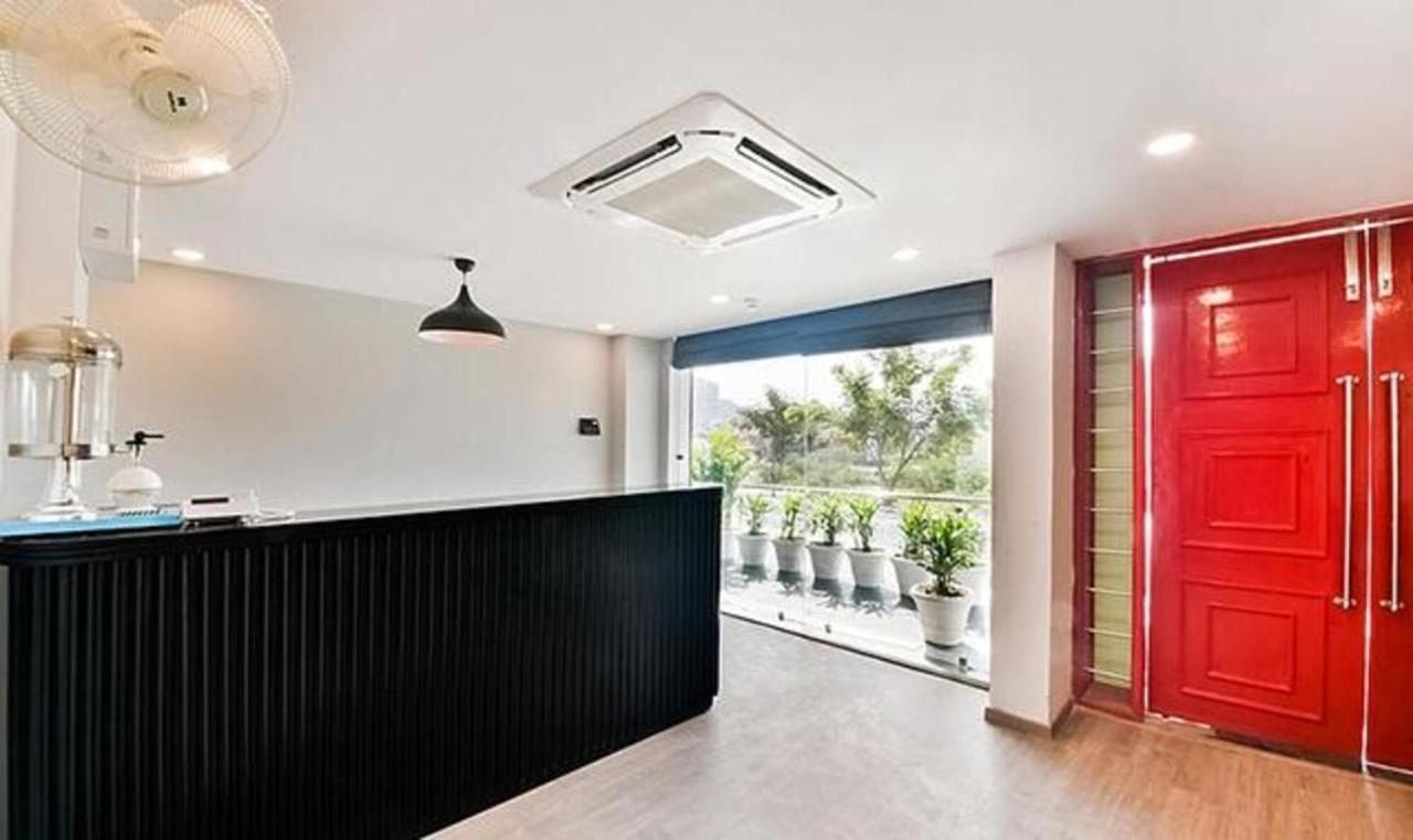 Fabhotel Lupin Internation