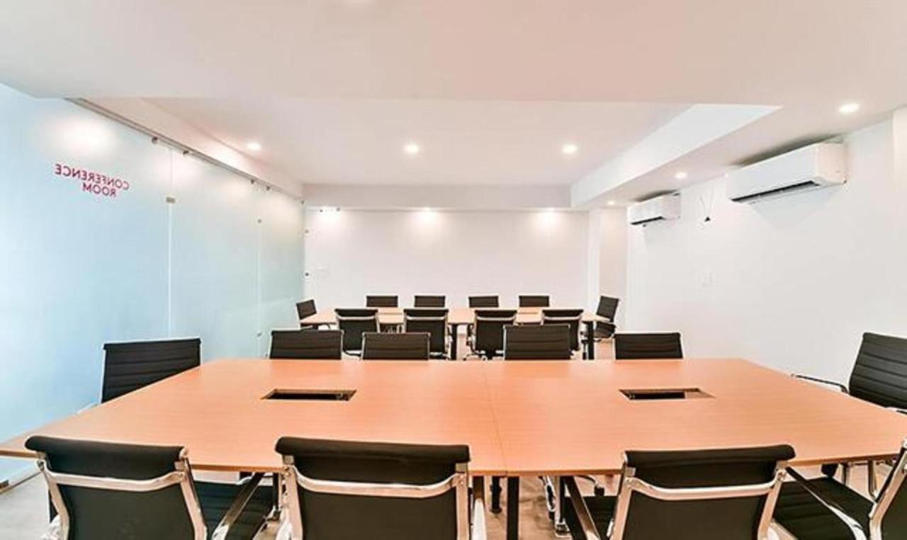 Hotel Fabhotel Lupin Internation