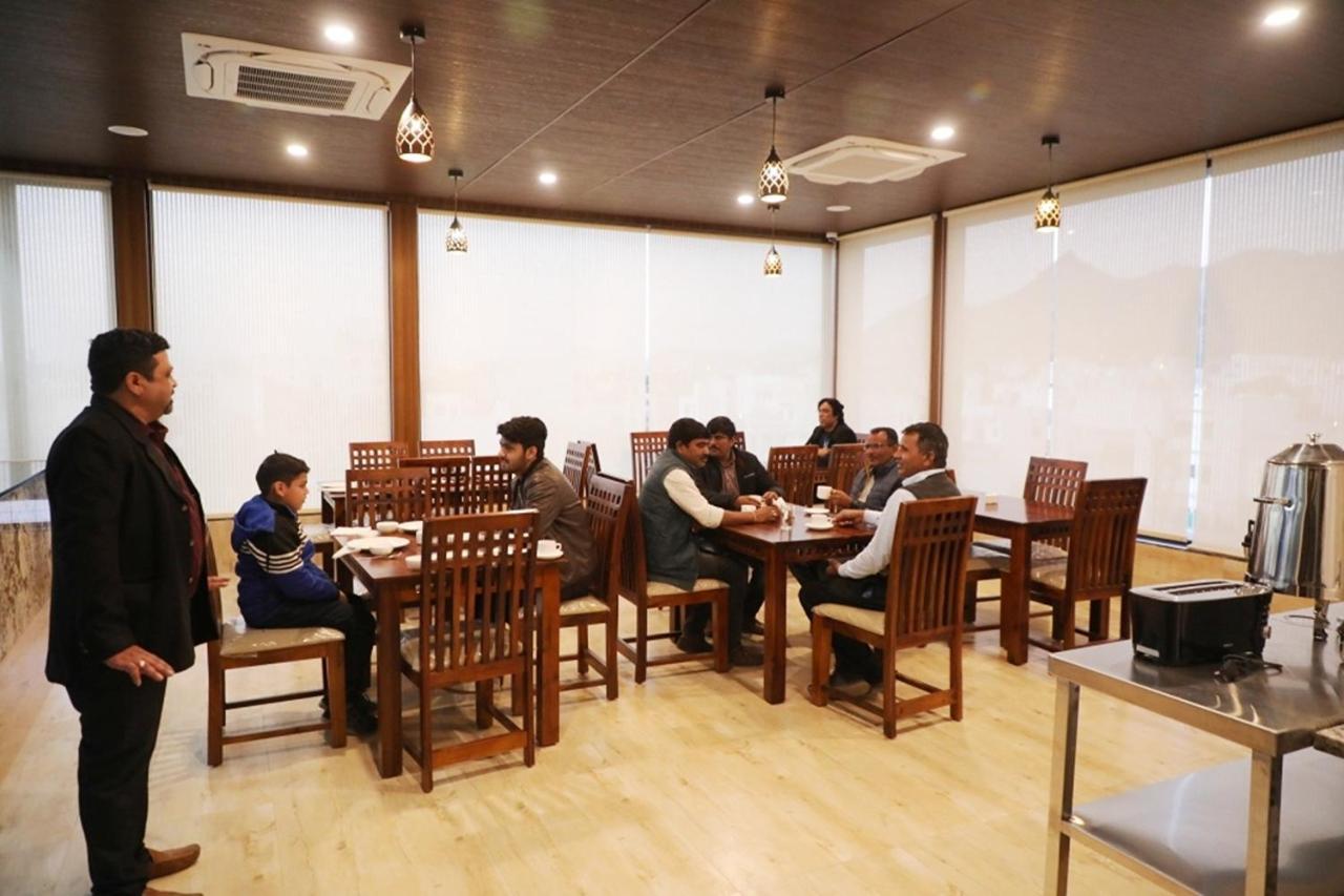 Hotel Pine Regency Udaipur
