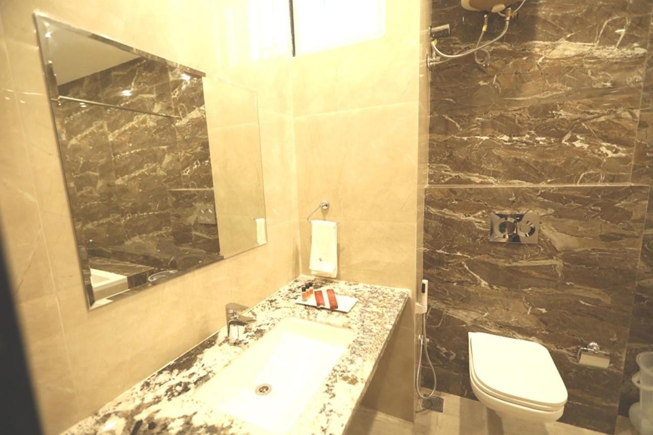 Hotel Pine Regency 3*