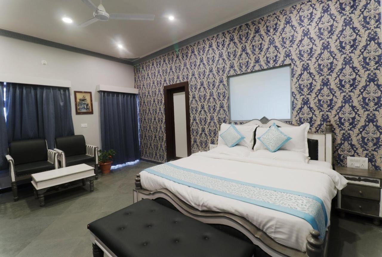 Resort Keshav *