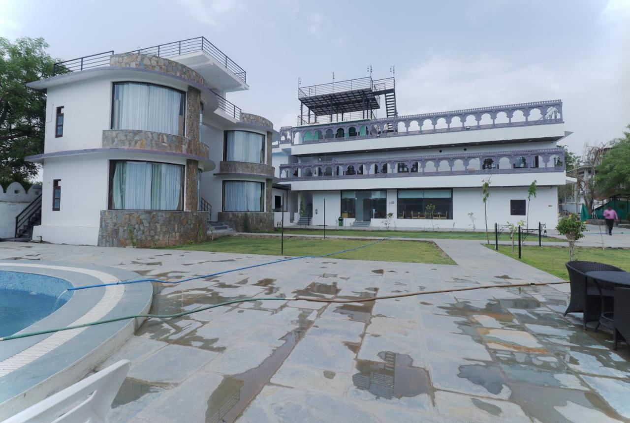 Resort Keshav