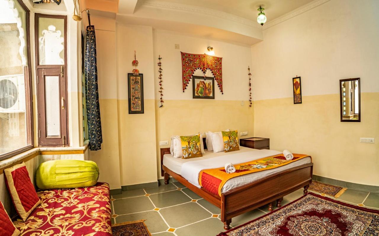 Girnar Udaipur