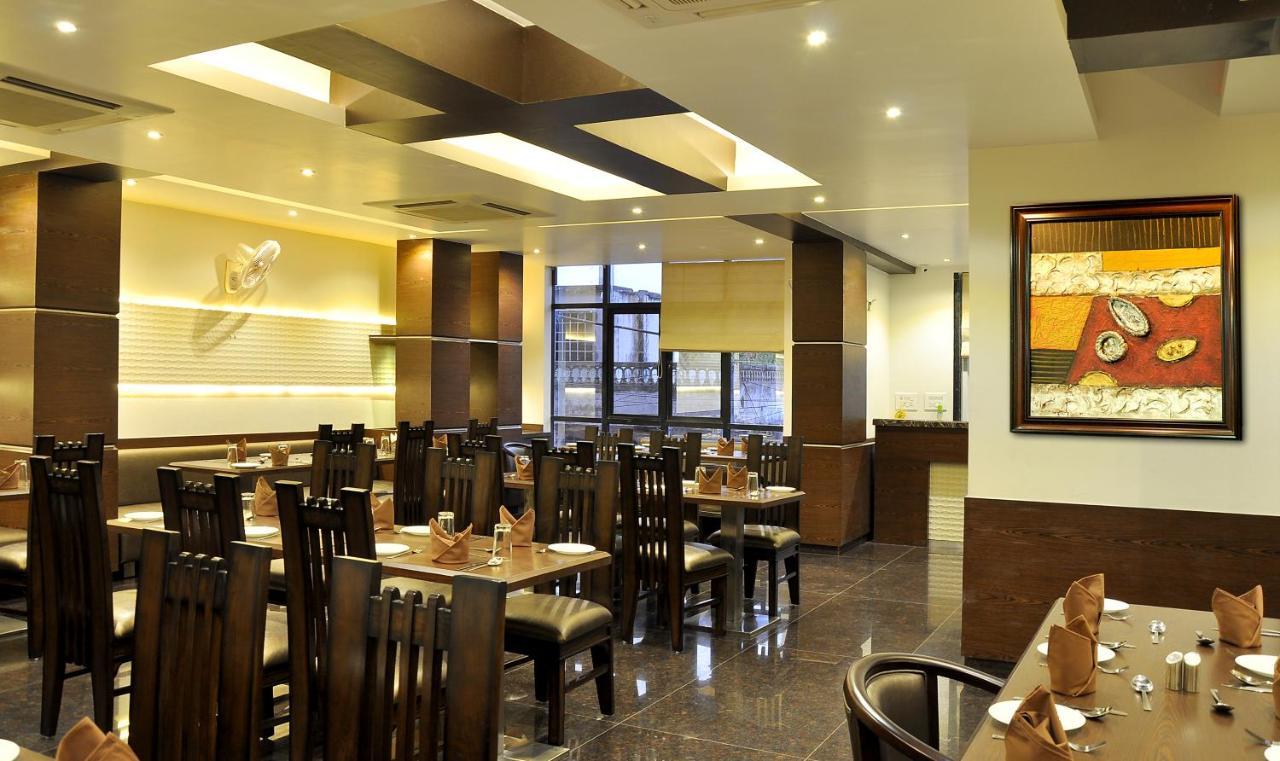 Hotel Shree Narayana Hotel-bar-rooftop Terrace-disc!! 50 Mtr From Bus Stand 4*