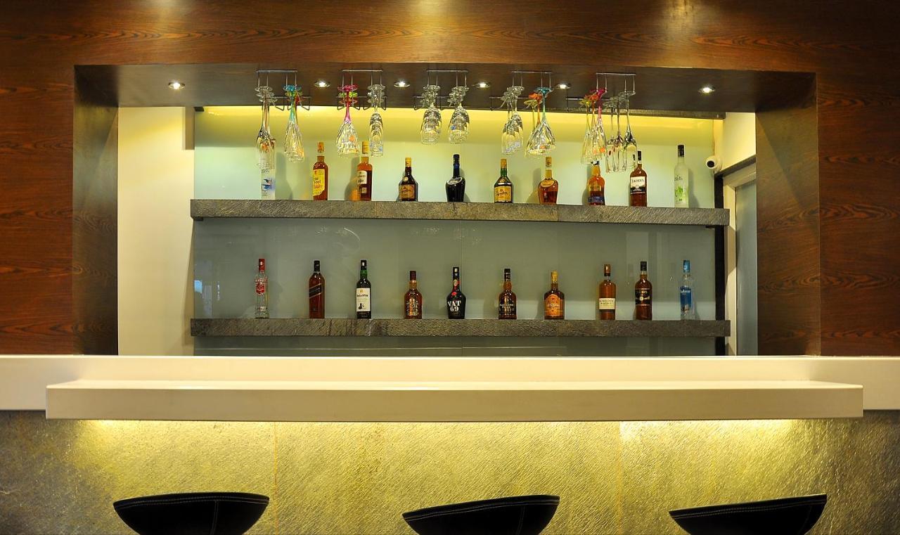 Shree Narayana Hotel-bar-rooftop Terrace-disc!! 50 Mtr From Bus Stand