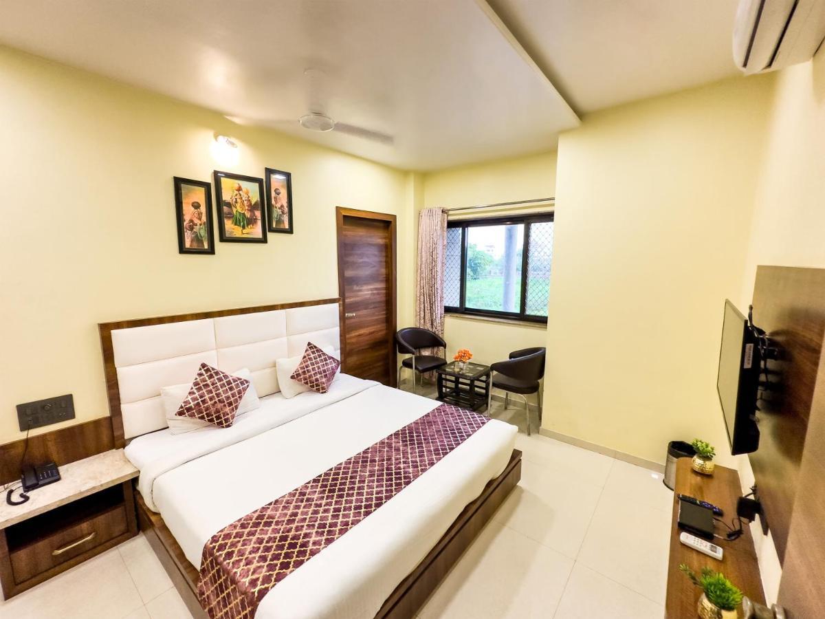 Hotel Hillcrest Palace