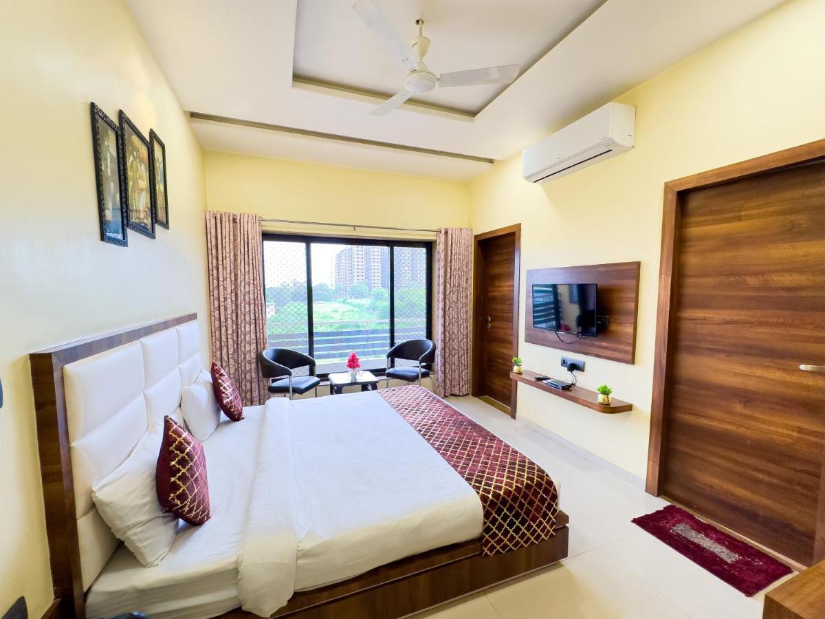 Hillcrest Palace Hotel 3*