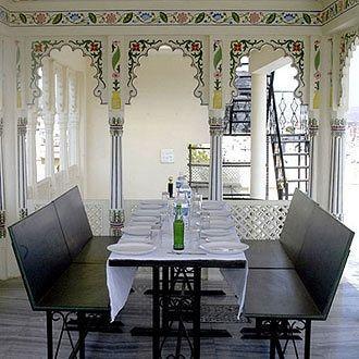 Hotel Govindam Palace 3*
