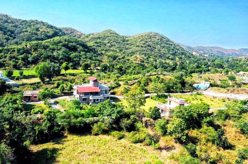 Hotel Molshri Farms Homestay *