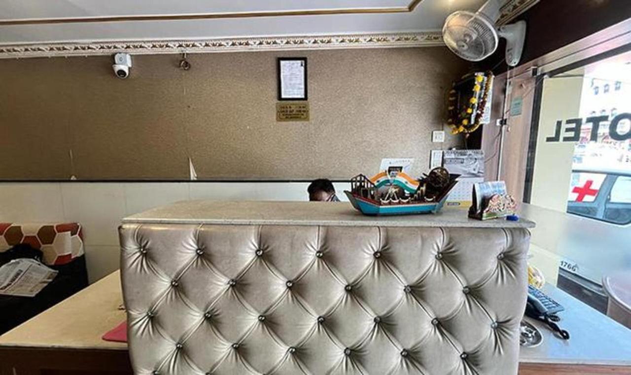 Hotel Fabhotel Prime Golden Feather Udaipur
