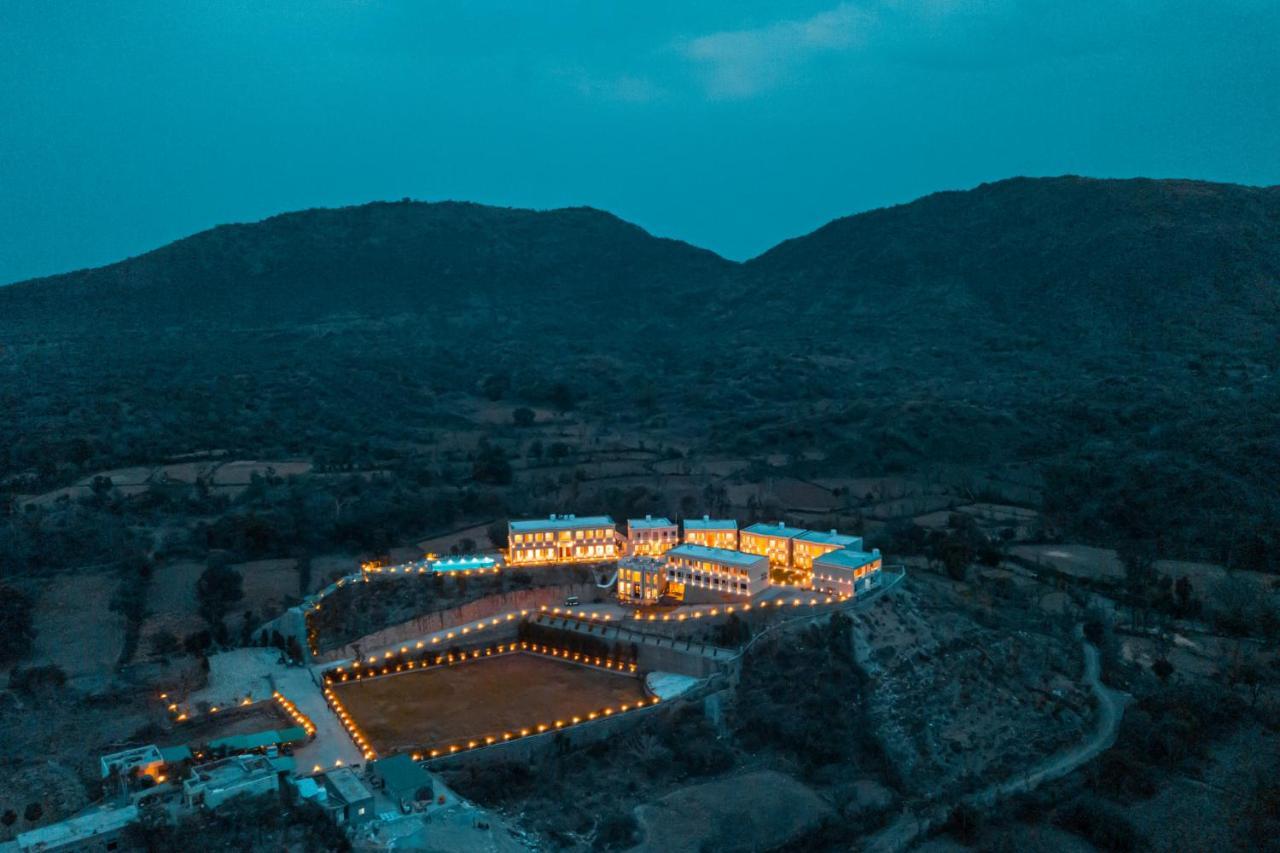 Tree Of Life Vantara & Udaipur
