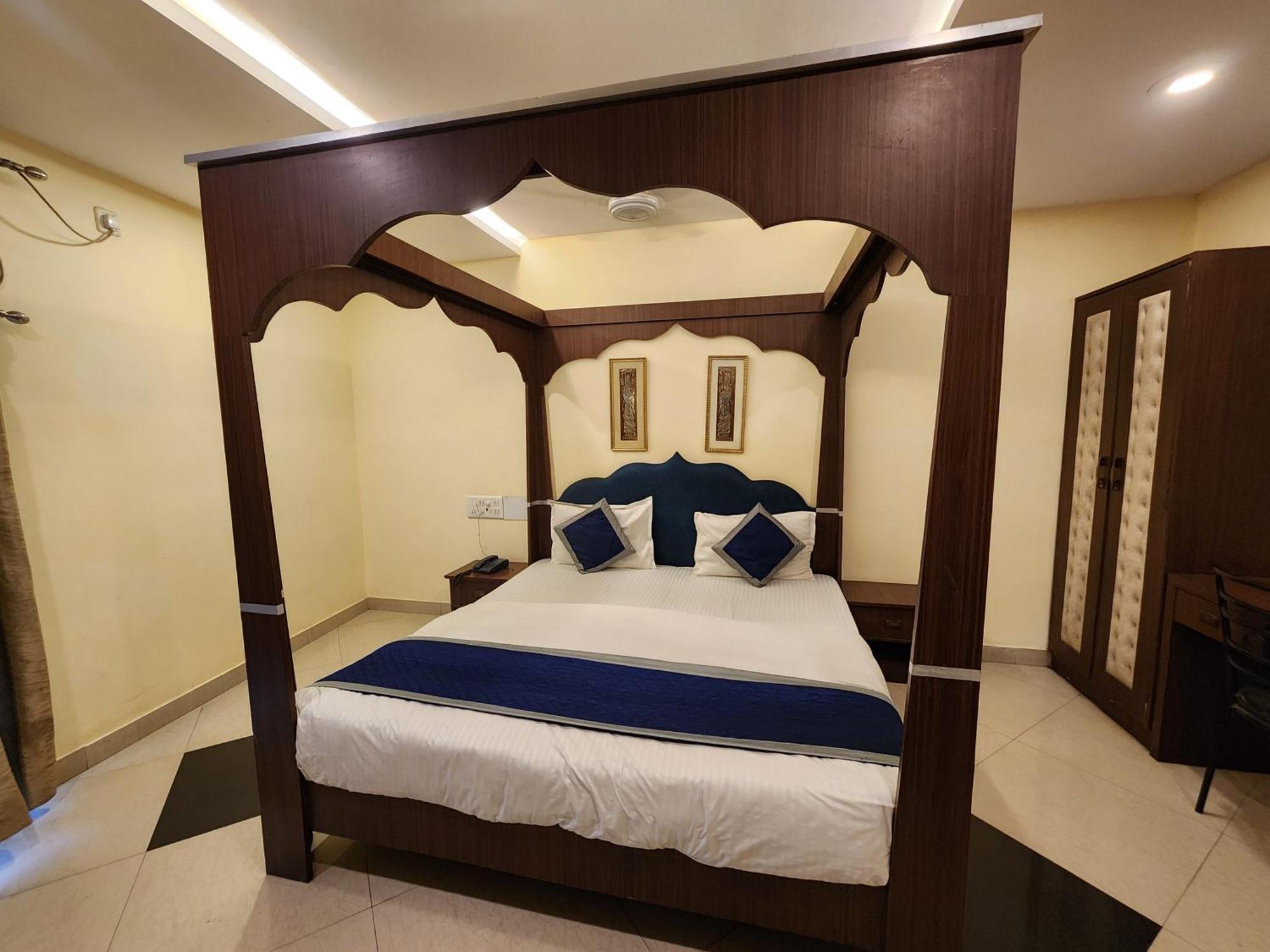 Savera Hotel