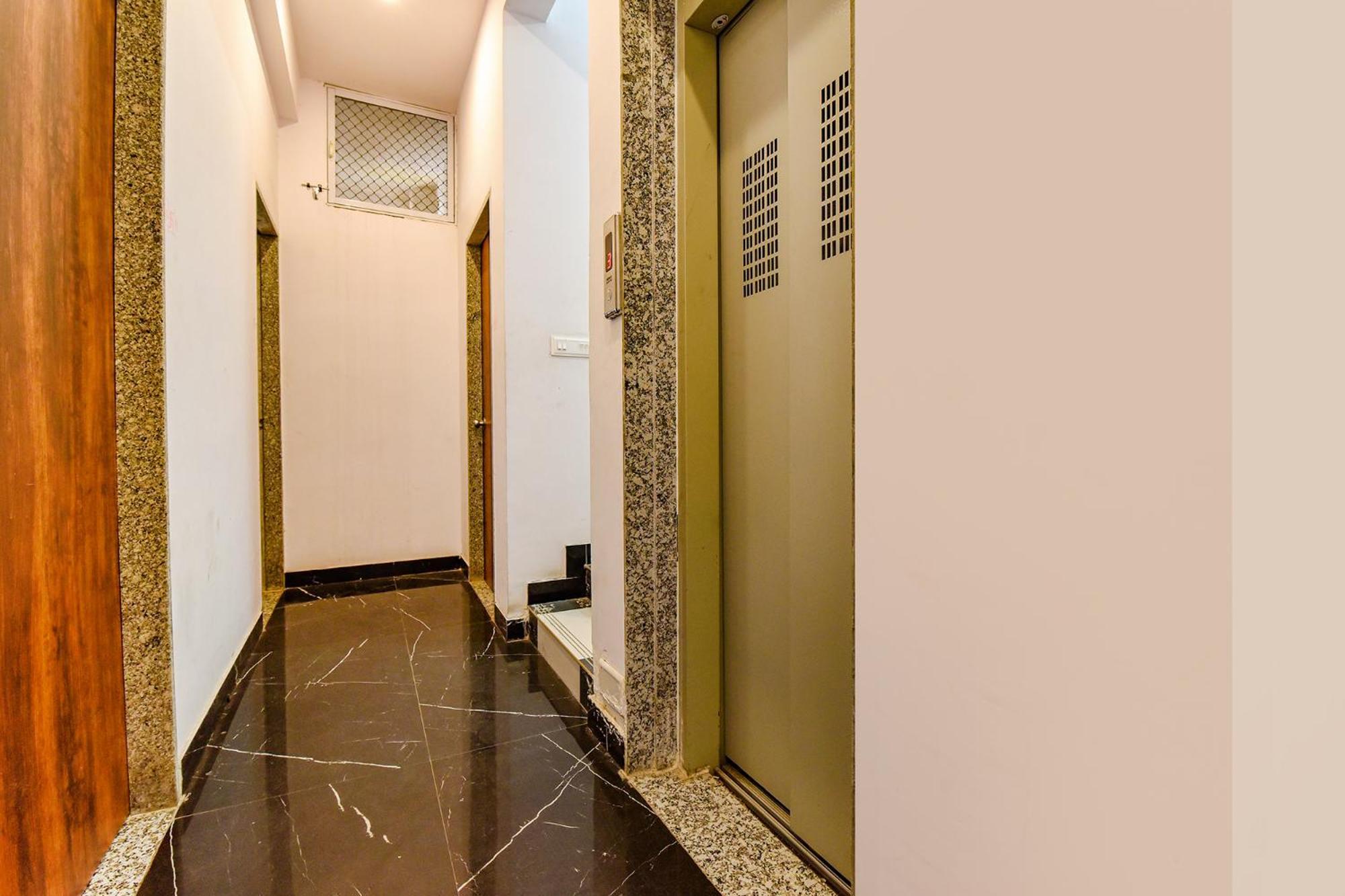 Hotel Fabexpress Raj Palace Udaipur
