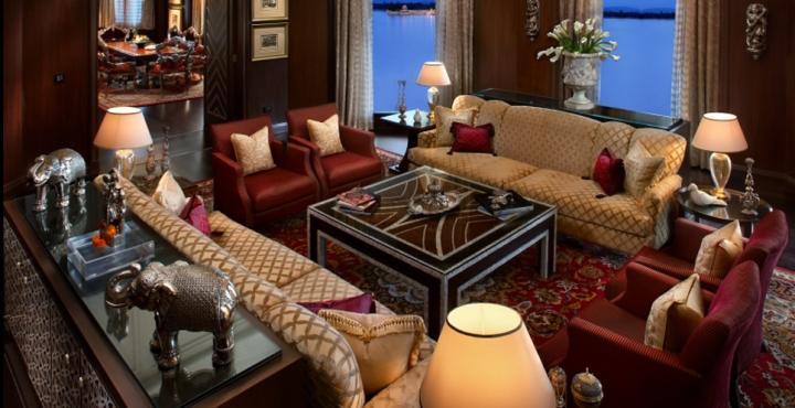 The Leela Palace 5*