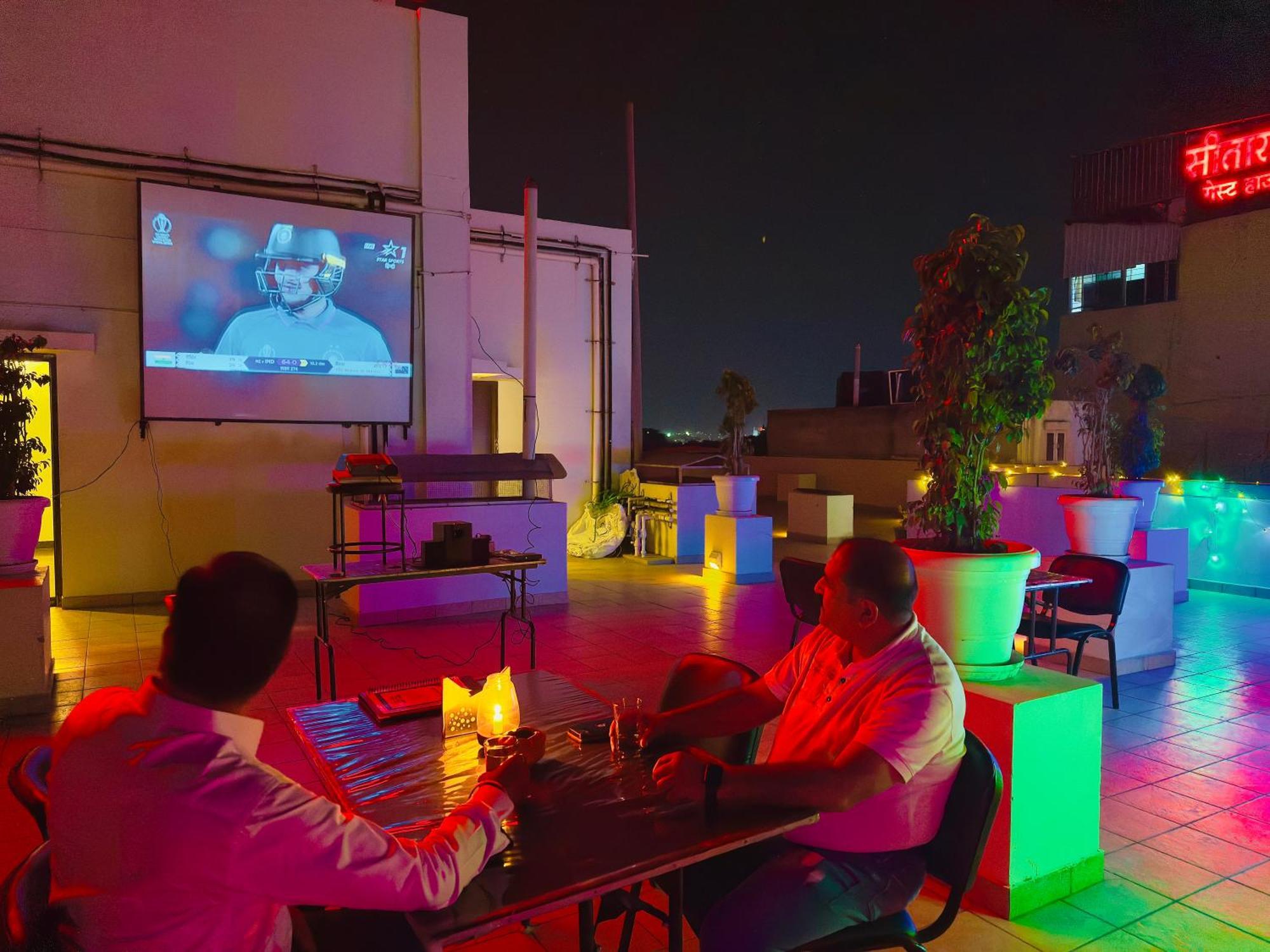 Hotel Shree Narayana Hotel-bar-rooftop Terrace-disc!! 50 Mtr From Bus Stand