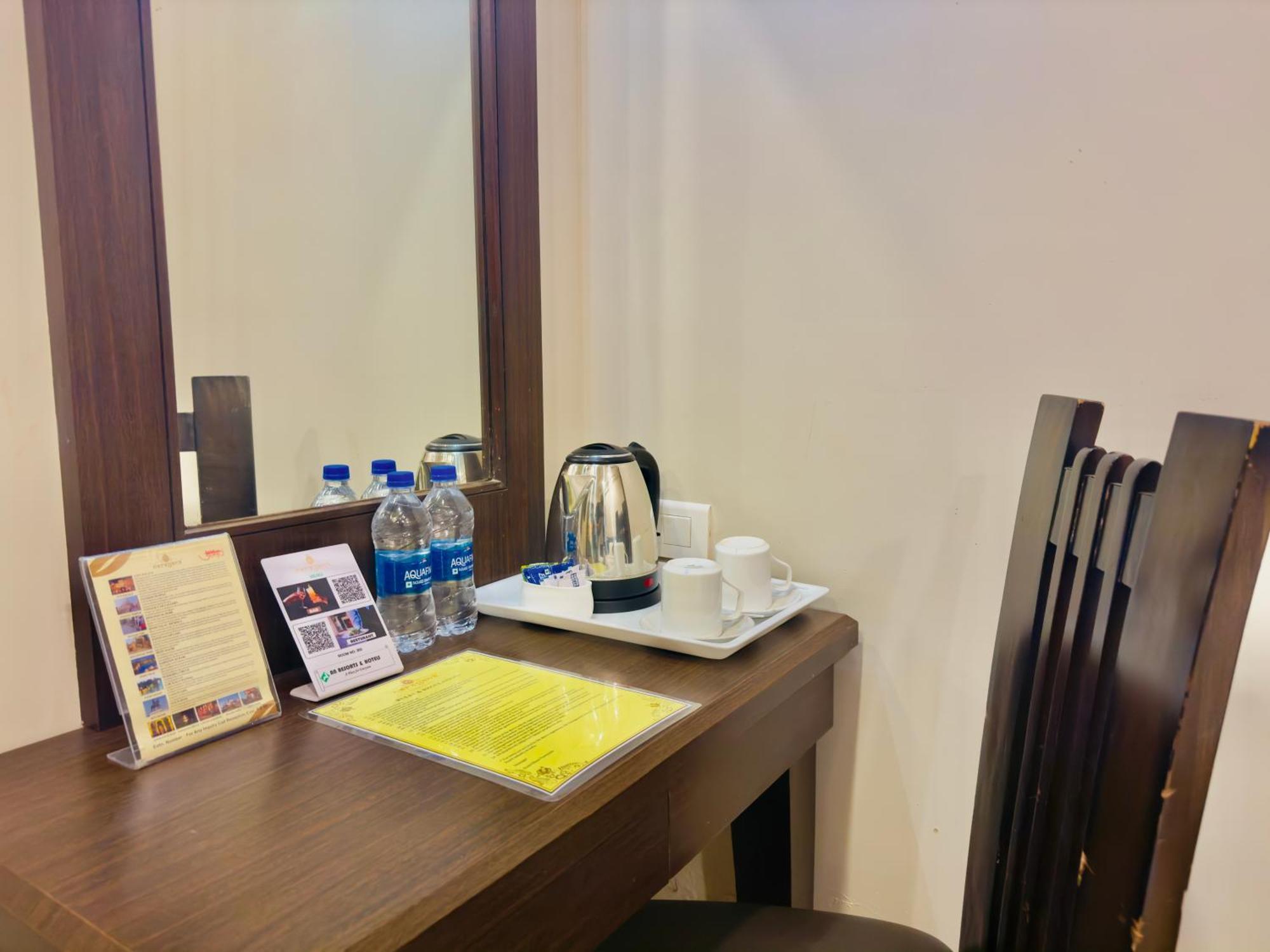 Shree Narayana Hotel-bar-rooftop Terrace-disc!! 50 Mtr From Bus Stand Hotel