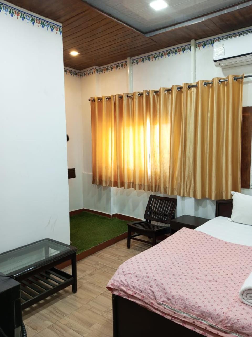 Guest house The Royal View