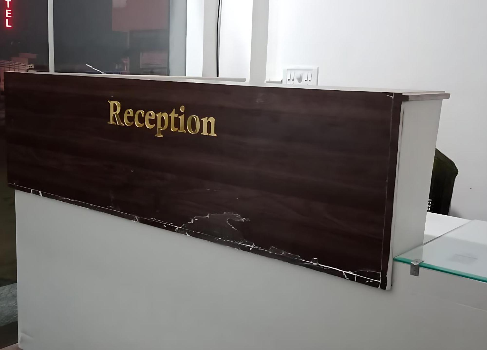 Aaradhya Hotel