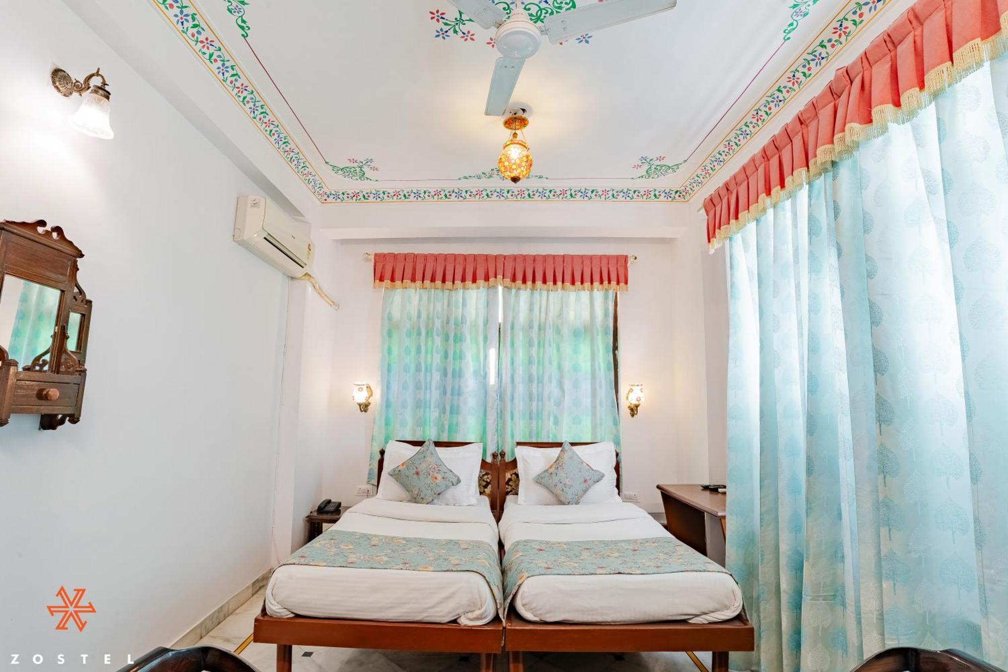 Hostel Zostel