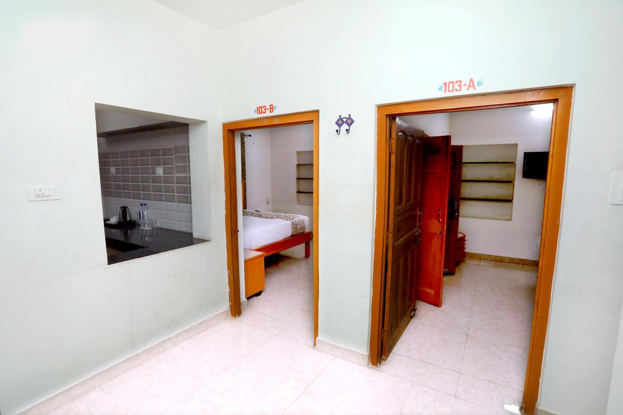 Hotel The Kesar Niwas 3*