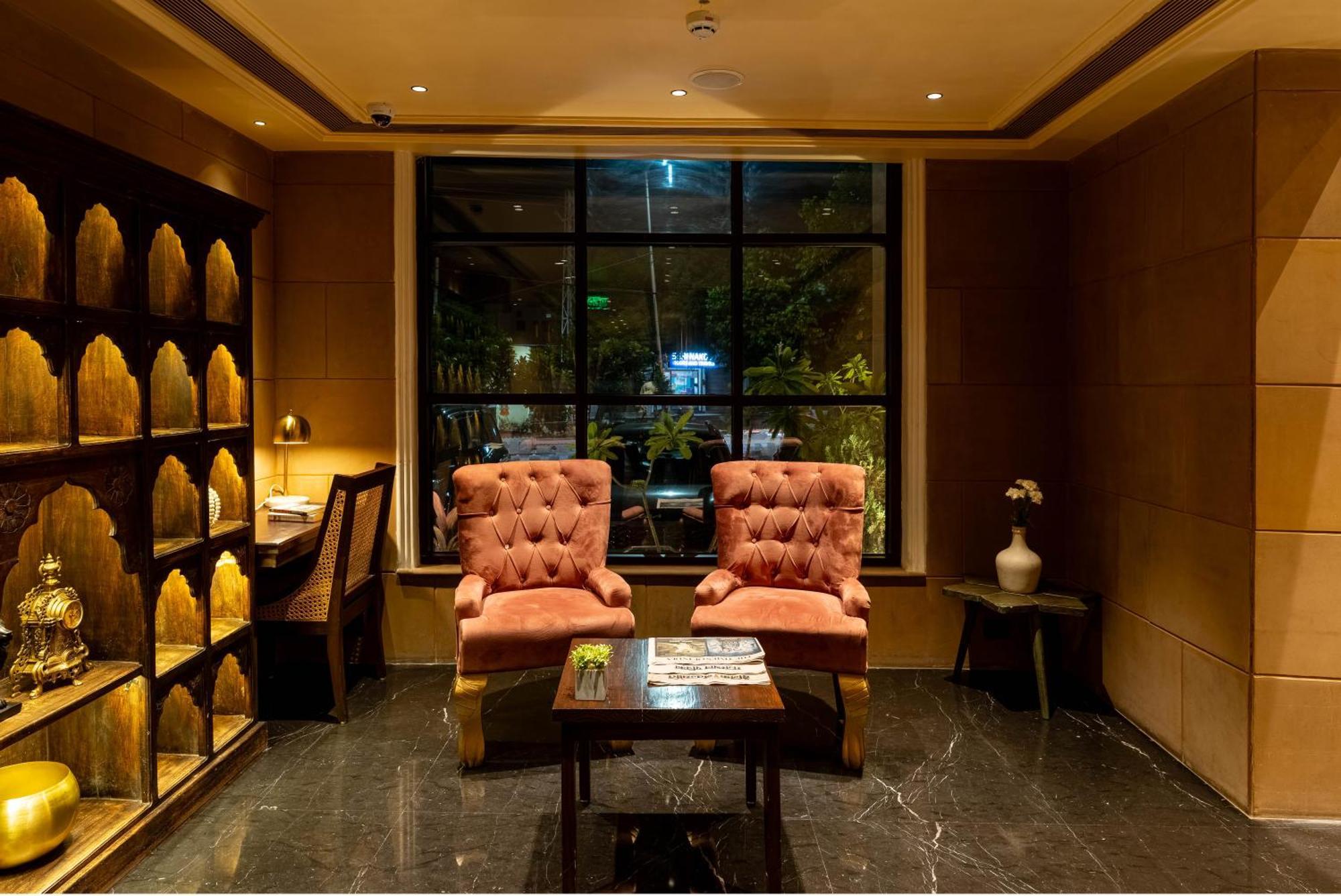 Historia Royal Hotel