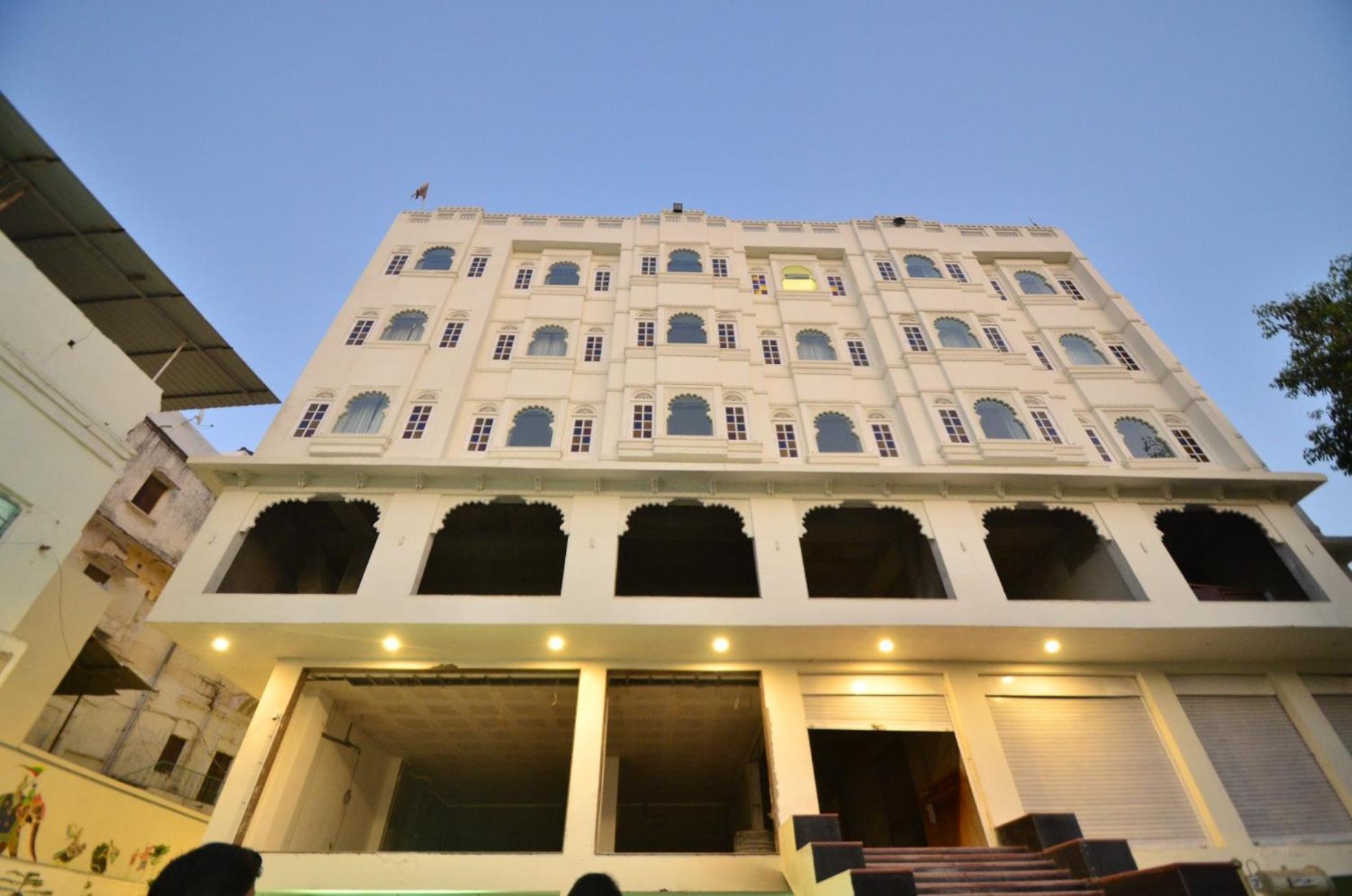 Hotel Aaram Mahal By Pachar Group Udaipur